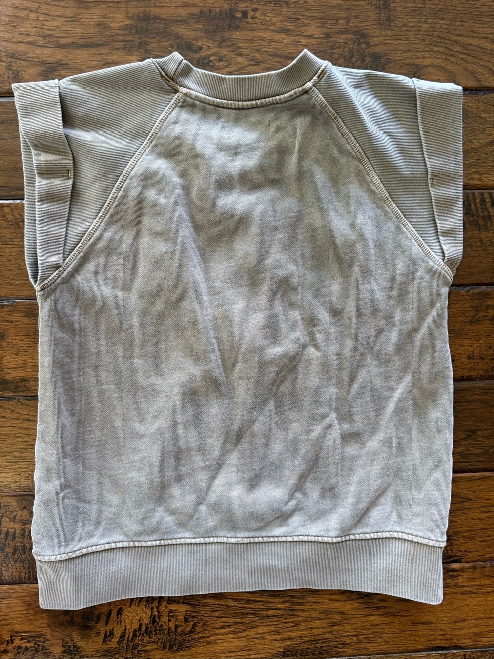 Sleeveless top from Rowan. - Picture 3 of 5